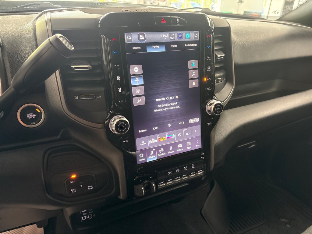 Ram 2500 BLACK EXPRESS 2027 à Paspébiac, Québec - 18 - w1024h768px