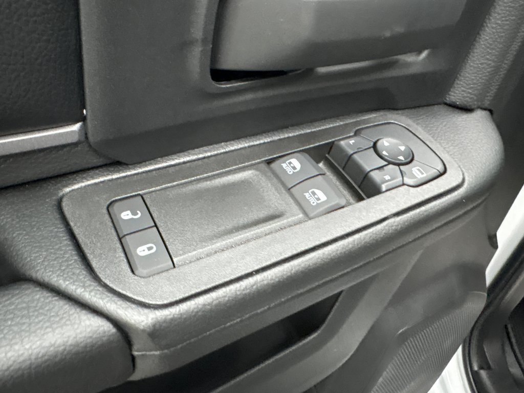 Ram 2500  2027 à Paspébiac, Québec - 11 - w1024h768px