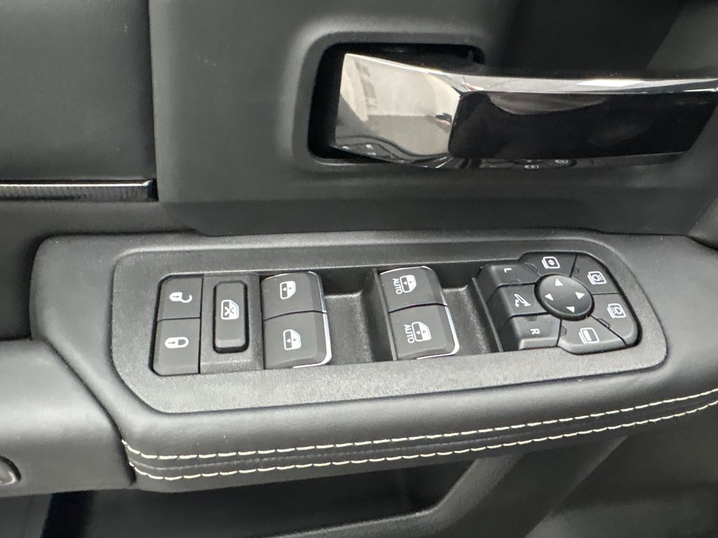 Ram 2500 REBEL 2027 à Paspébiac, Québec - 17 - w1024h768px