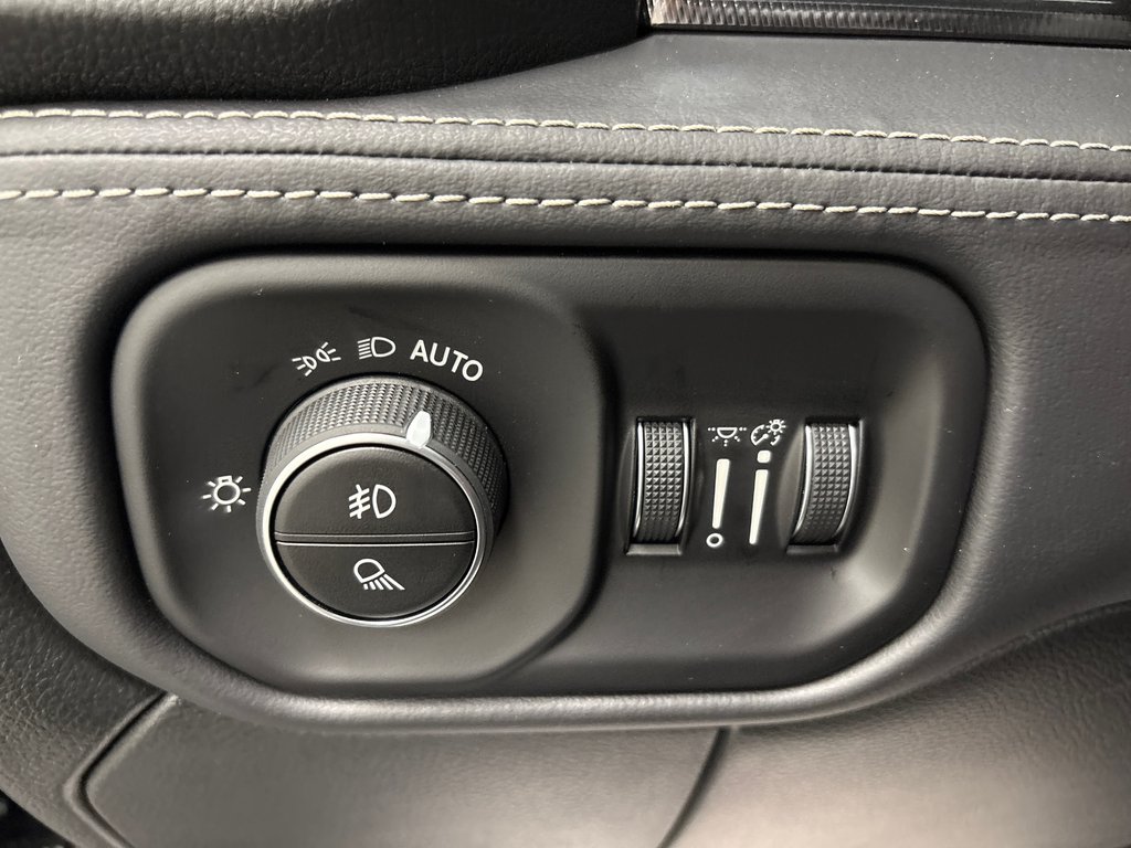 Ram 2500 REBEL 2027 à Paspébiac, Québec - 19 - w1024h768px