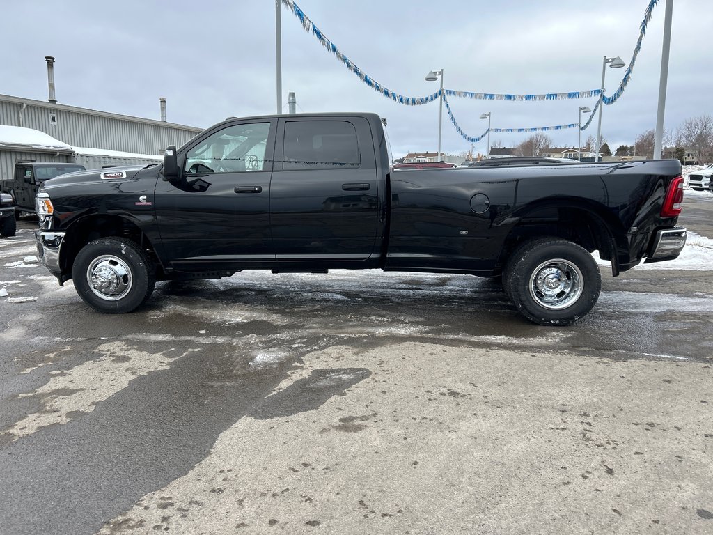 2024 Ram 3500 TRADESMAN in Paspébiac, Quebec - 8 - w1024h768px