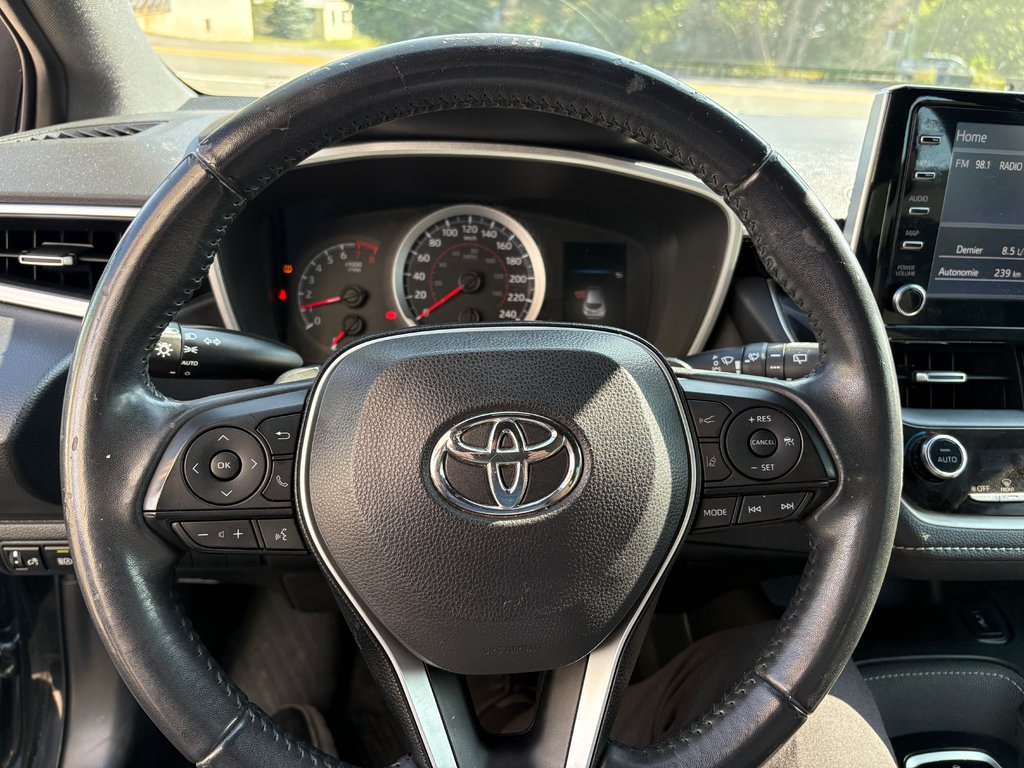 2019 Toyota Corolla Hatchback in Paspébiac, Quebec - 13 - w1024h768px