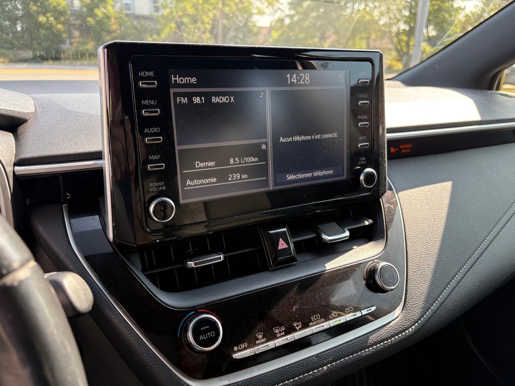 2019 Toyota Corolla Hatchback in Paspébiac, Quebec - 11 - w1024h768px