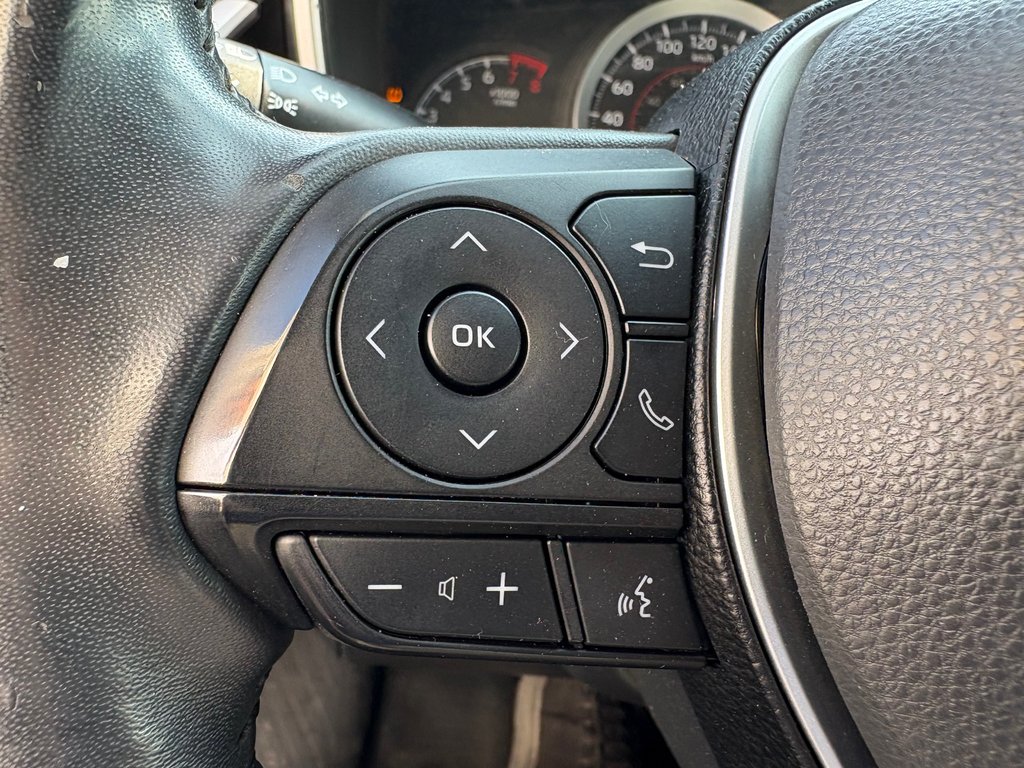 2019 Toyota Corolla Hatchback in Paspébiac, Quebec - 15 - w1024h768px