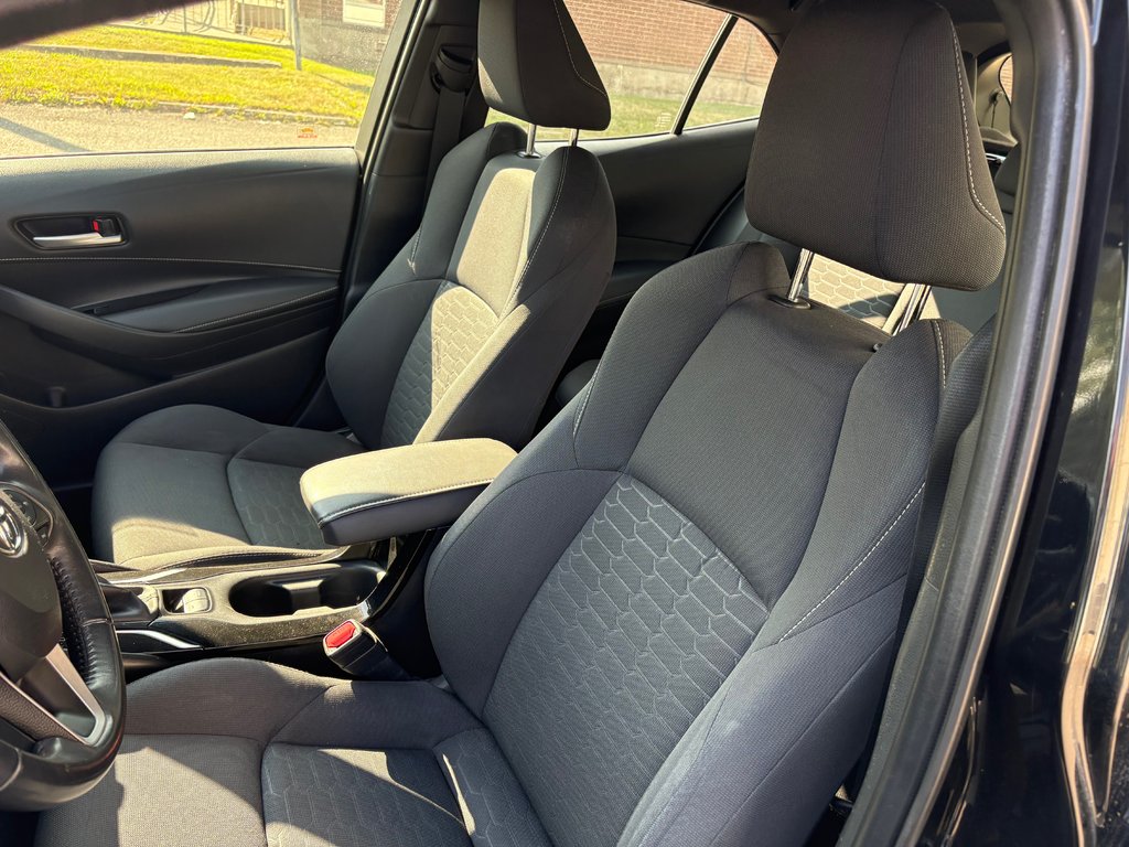 2019 Toyota Corolla Hatchback in Paspébiac, Quebec - 8 - w1024h768px