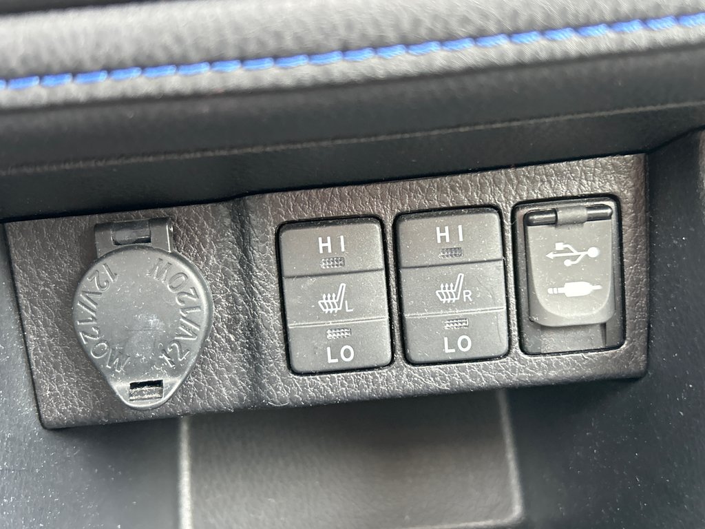 2017 Toyota Corolla SE in Chandler, Quebec - 19 - w1024h768px
