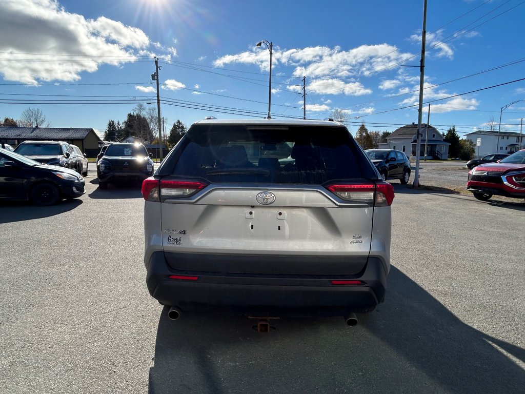 RAV4 LE 2019 à Paspébiac, Québec - 4 - w1024h768px