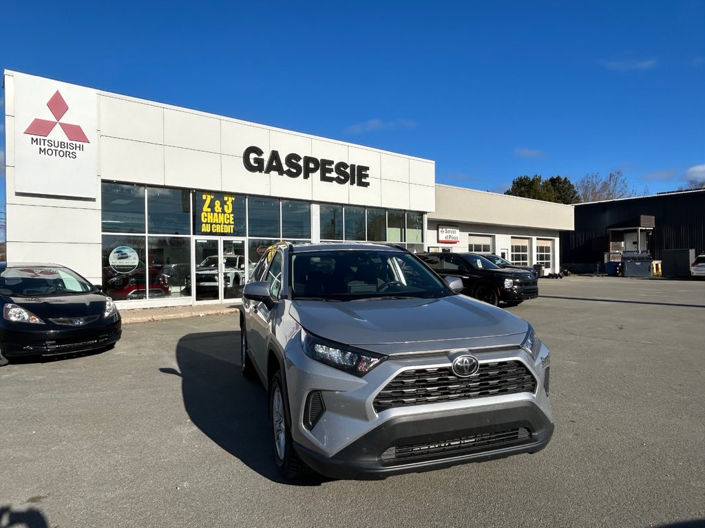 RAV4 LE 2019 à Paspébiac, Québec - 1 - w1024h768px