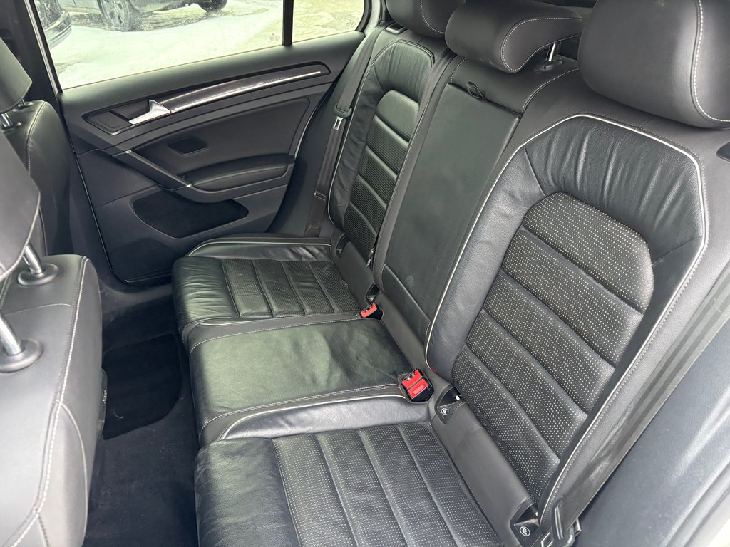 Volkswagen Golf R  2018 à Paspébiac, Québec - 11 - w1024h768px