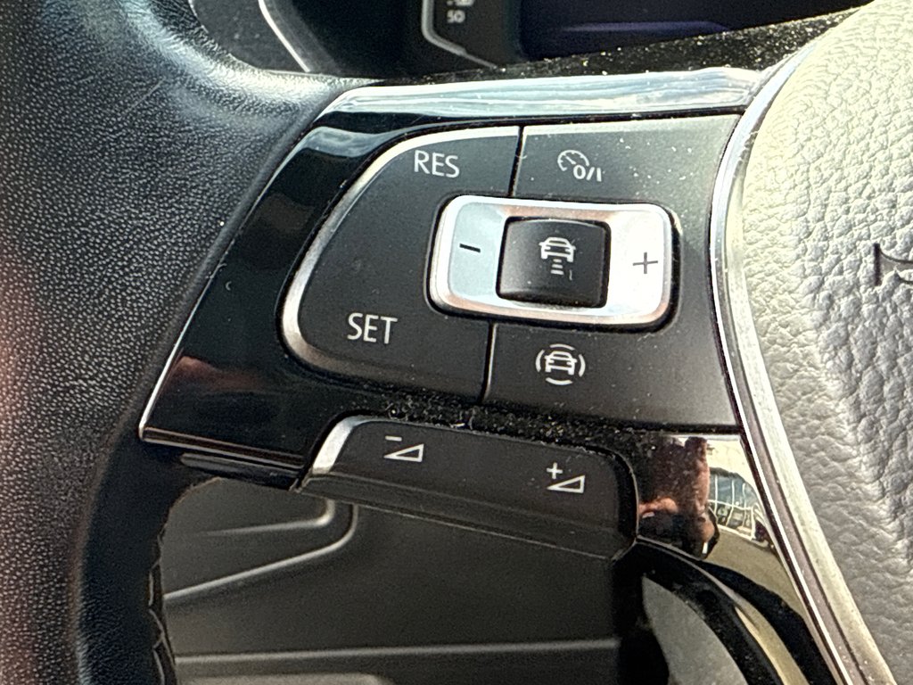 Volkswagen Tiguan Highline 2021 à Chandler, Québec - 13 - w1024h768px