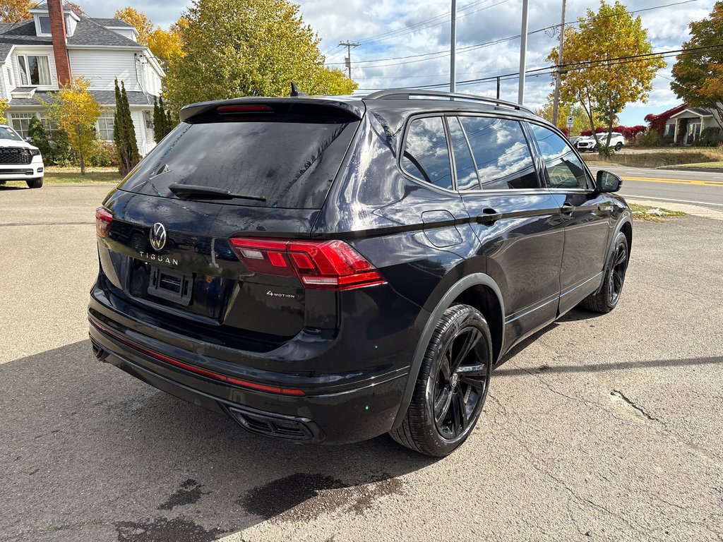 Volkswagen Tiguan Comfortline R-Line Black Edition 2023 à Paspébiac, Québec - 5 - w1024h768px