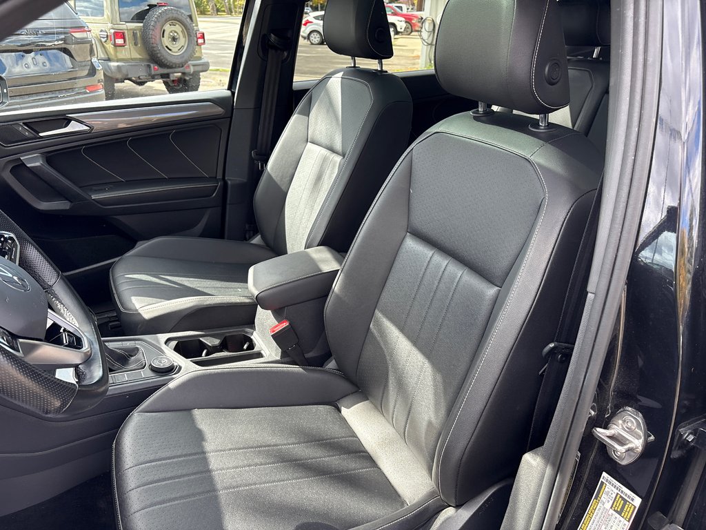 Volkswagen Tiguan Comfortline R-Line Black Edition 2023 à Paspébiac, Québec - 19 - w1024h768px