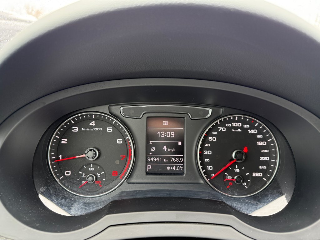 2016 Audi Q3 Technik in Drummondville, Quebec - 15 - w1024h768px