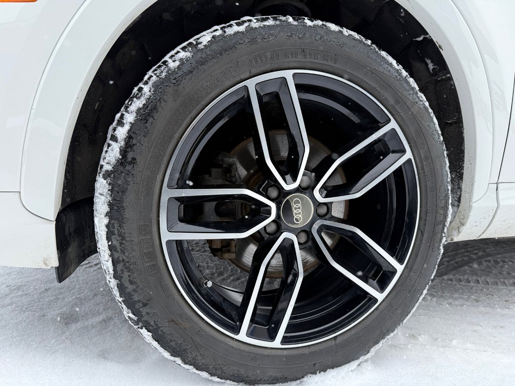2016 Audi Q3 Technik in Drummondville, Quebec - 5 - w1024h768px