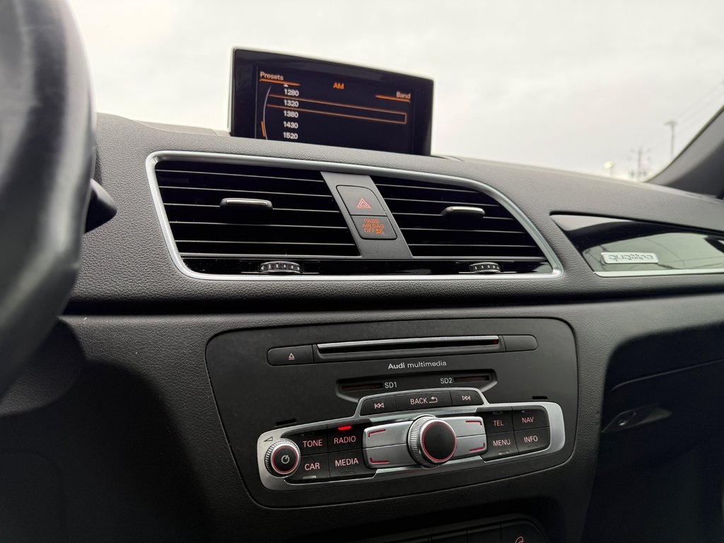 2018 Audi Q3 Technik in Drummondville, Quebec - 17 - w1024h768px