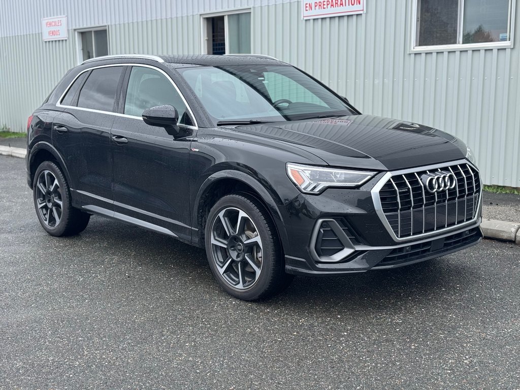 Audi Q3 Progressiv Quattro S-Line 2024 à Sherbrooke, Québec - 1 - w1024h768px