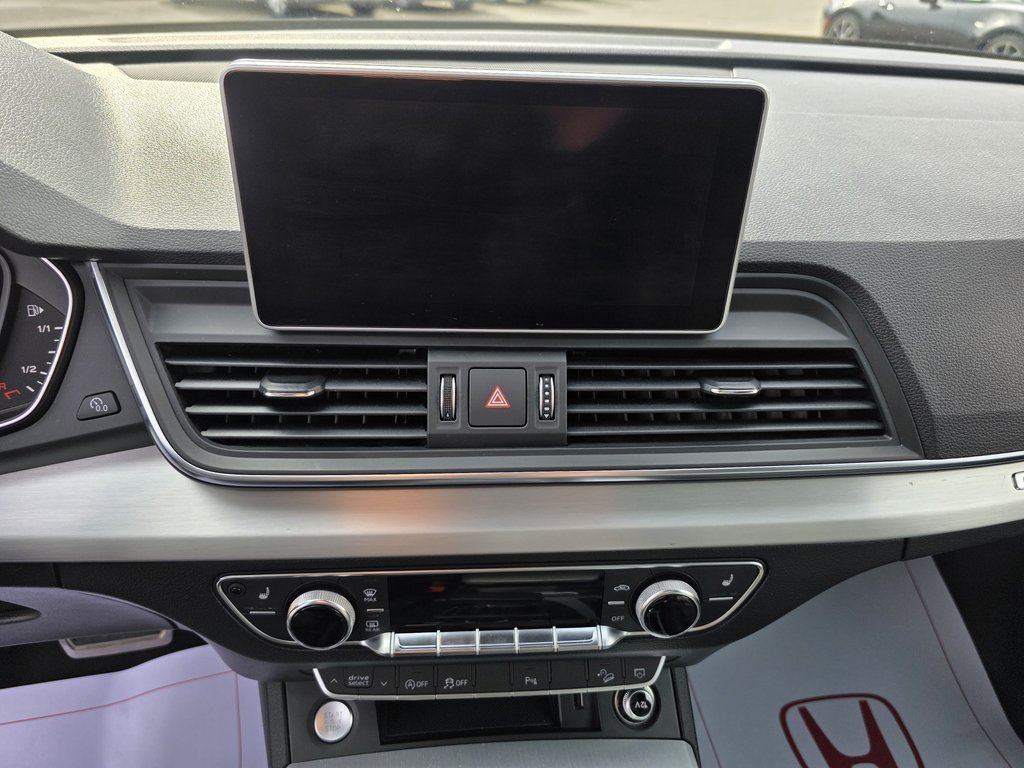 Audi Q5 Technik 2019 à Rivière-du-Loup, Québec - 19 - w1024h768px