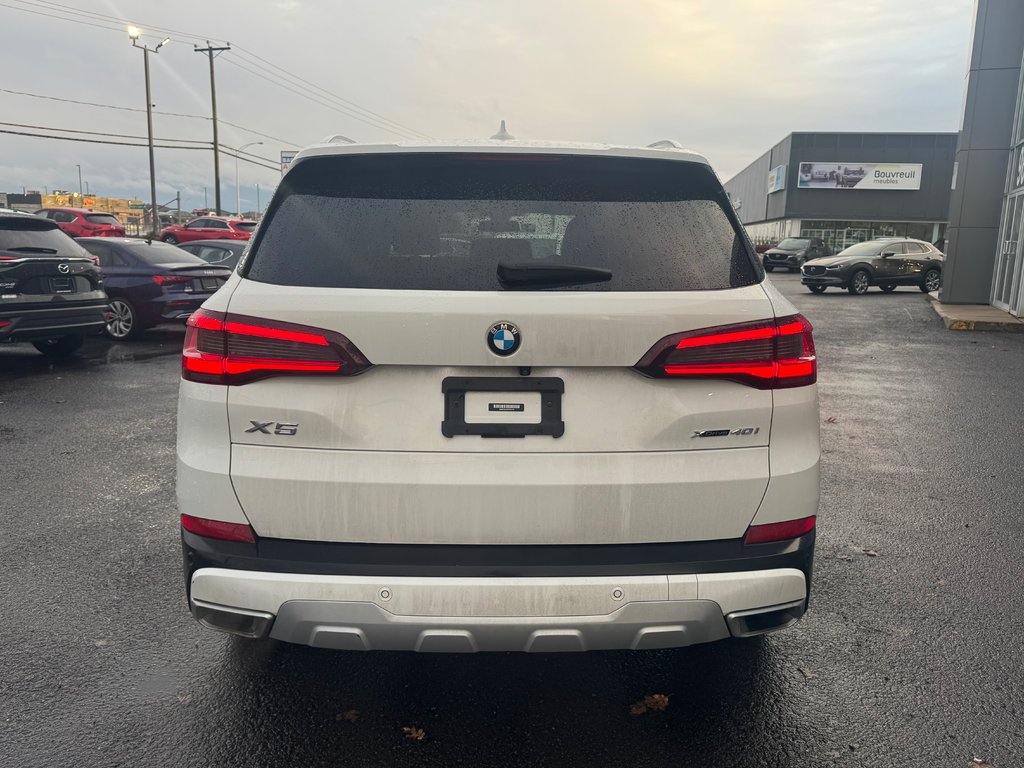 2023 BMW X5 xDrive40i-3