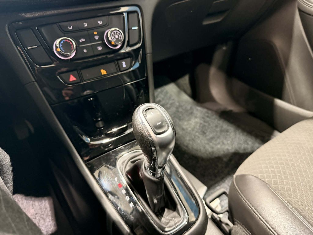 Buick Encore Preferred 2021 à Québec, Québec - 22 - w1024h768px