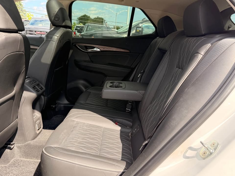 2022 Buick Envision Avenir in Quebec, Quebec - 16 - w1024h768px