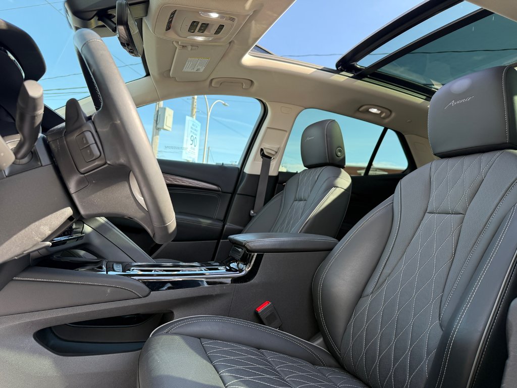 2023 Buick ENVISION Avenir in Drummondville, Quebec - 8 - w1024h768px