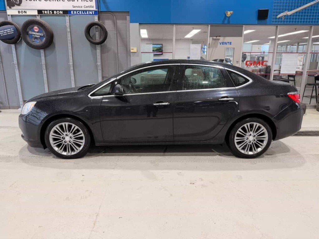 2015 Buick Verano Leather Group in Quebec, Quebec - 8 - w1024h768px