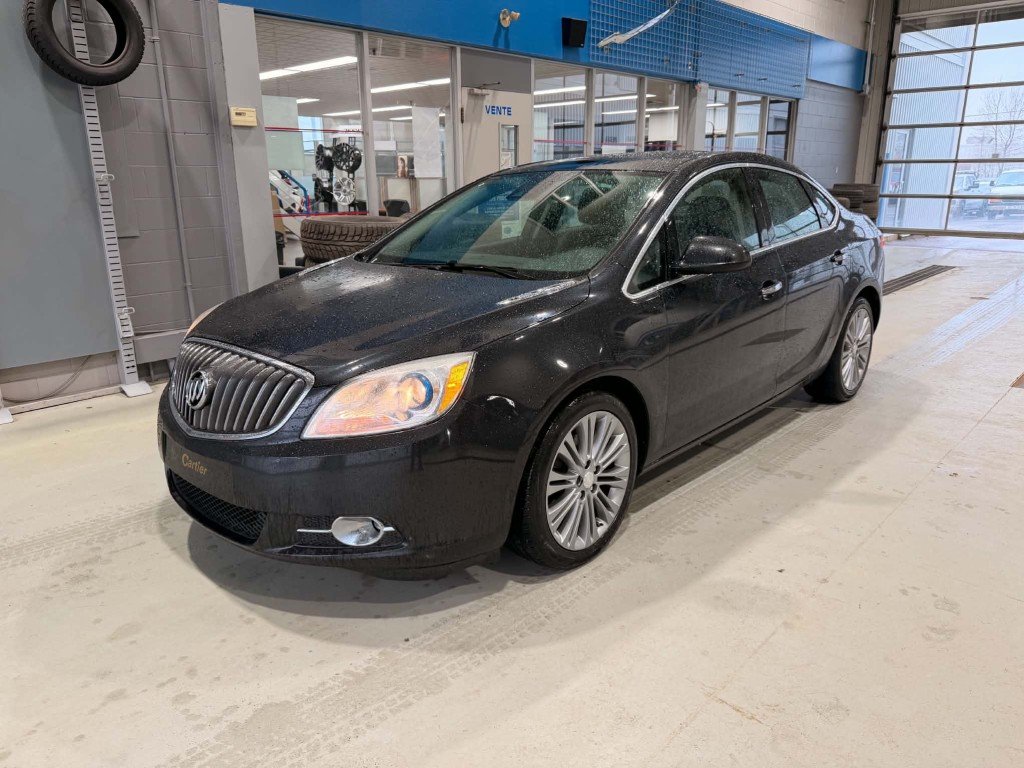2015 Buick Verano Leather Group in Quebec, Quebec - 1 - w1024h768px