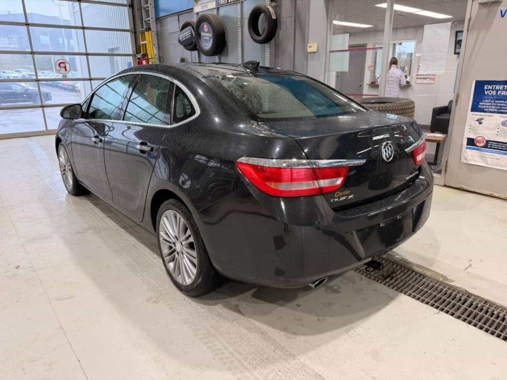 2015 Buick Verano Leather Group in Quebec, Quebec - 7 - w1024h768px