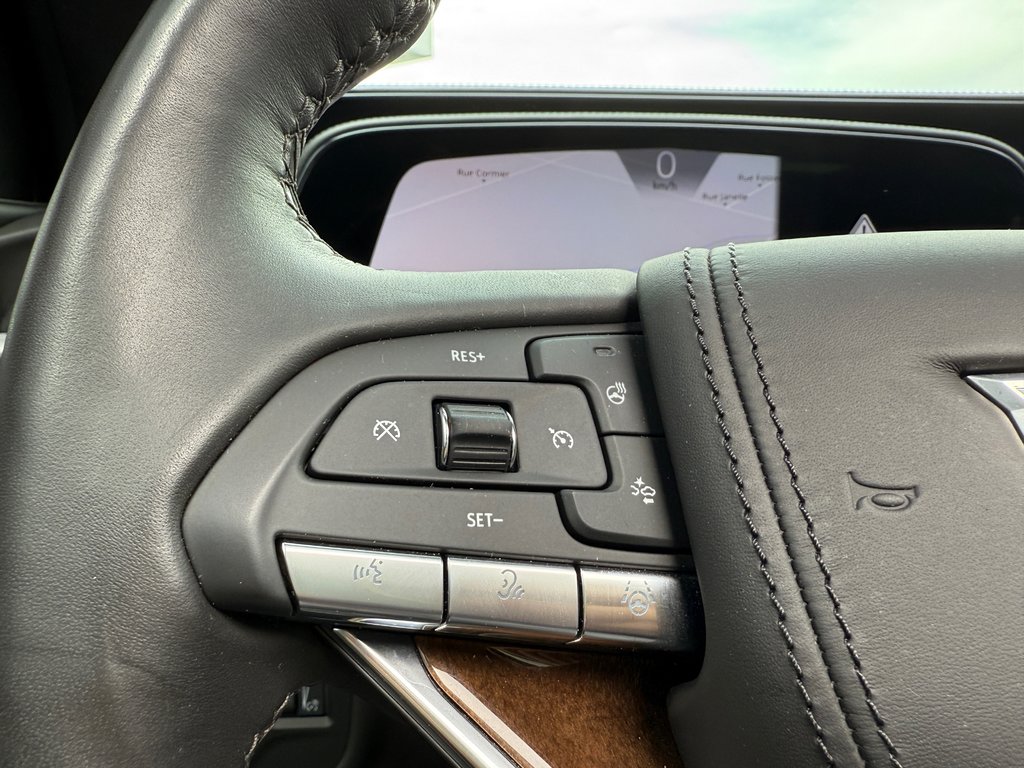 2021 Cadillac Escalade Sport Platinum in Drummondville, Quebec - 15 - w1024h768px
