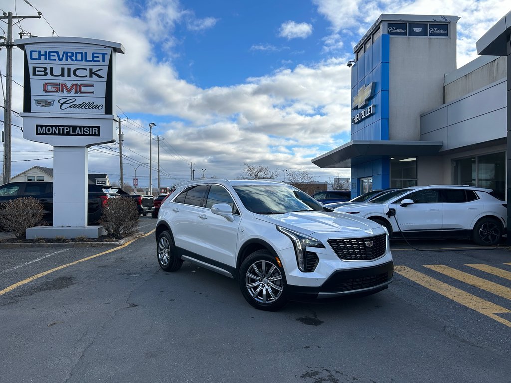 XT4 Luxury AWD AWD Premium Luxury 2022 à Drummondville, Québec - 1 - w1024h768px