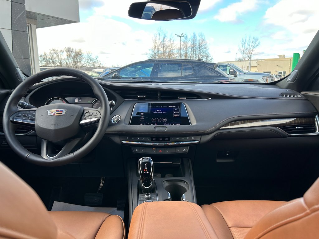 XT4 Luxury AWD AWD Premium Luxury 2022 à Drummondville, Québec - 10 - w1024h768px