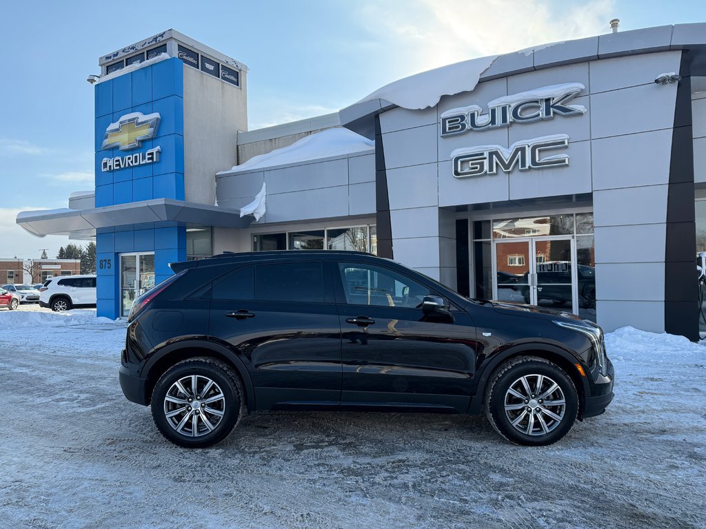 Cadillac XT4 AWD Sport 2023 à Drummondville, Québec - 3 - w1024h768px