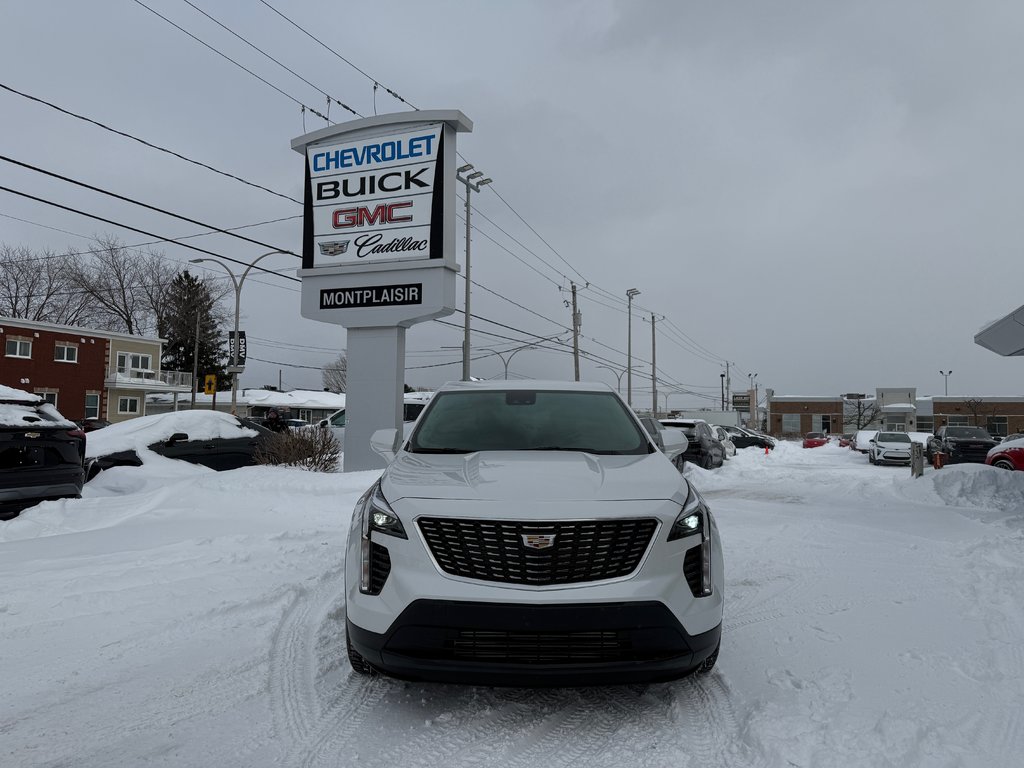 2023 Cadillac XT4 AWD Luxury in Drummondville, Quebec - 2 - w1024h768px