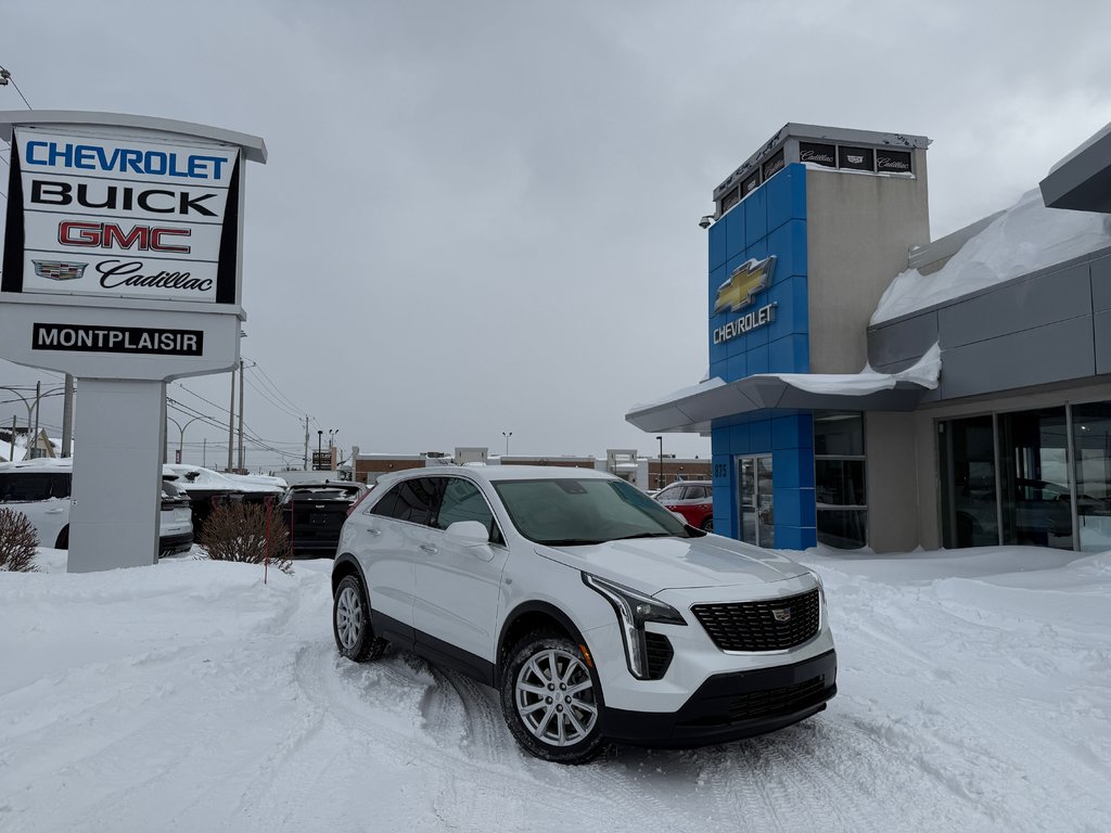 2023 Cadillac XT4 AWD Luxury in Drummondville, Quebec - 1 - w1024h768px