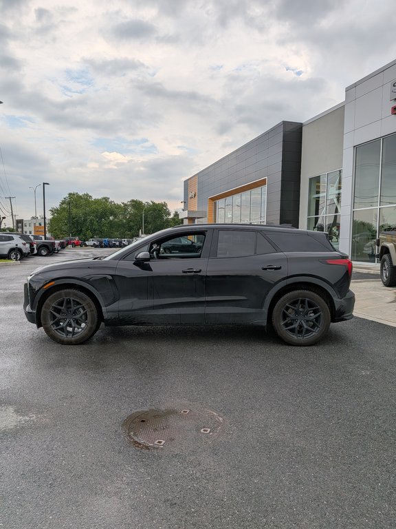 2025 Chevrolet Blazer EV AWD LT in Saint-Hyacinthe, Quebec - 3 - w1024h768px
