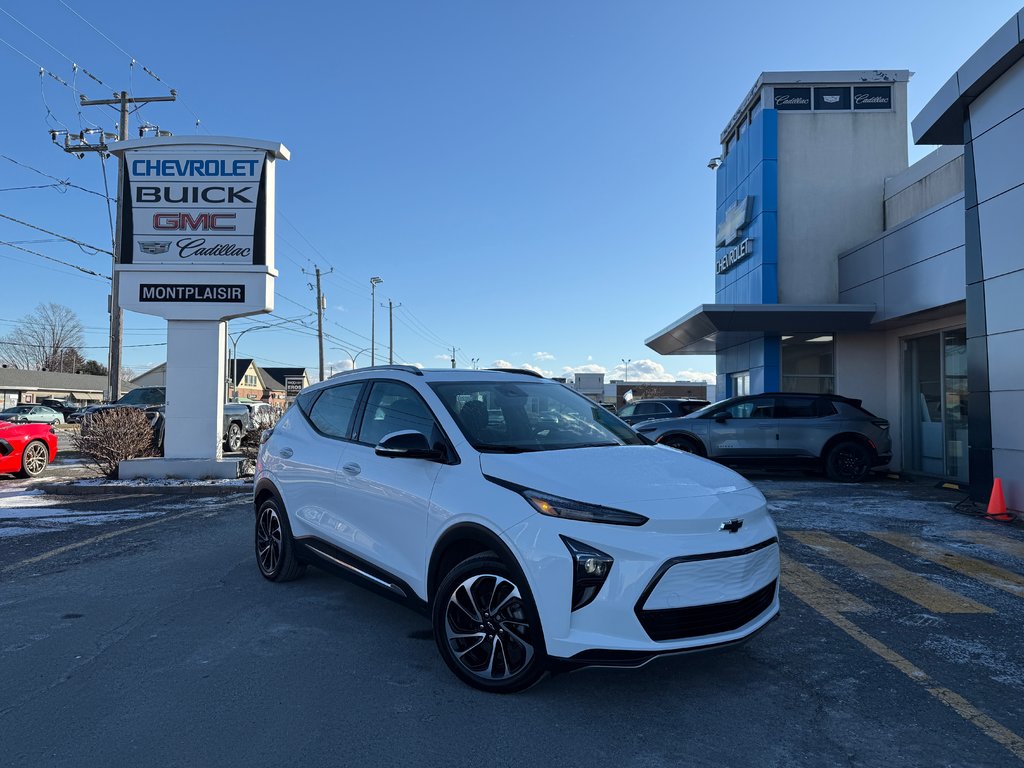 2023  BOLT EUV PREMIER in Drummondville, Quebec - 1 - w1024h768px