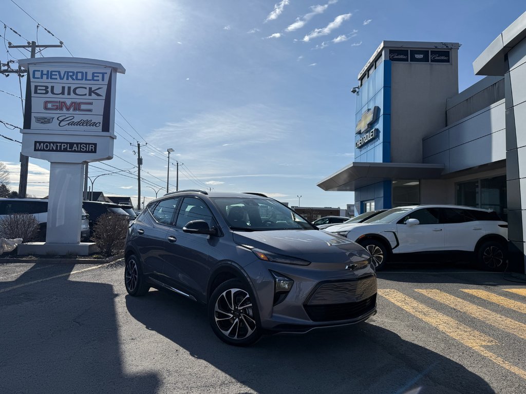 2023 Chevrolet BOLT EUV Premier in Drummondville, Quebec - 1 - w1024h768px