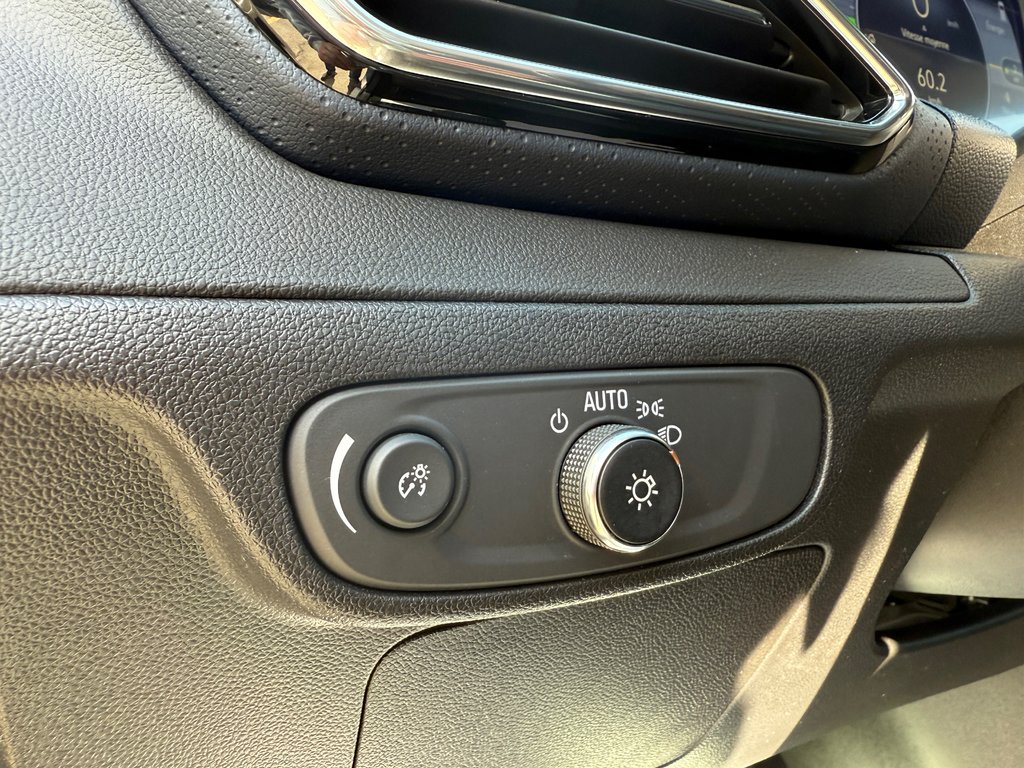 2023 Chevrolet BOLT EUV Premier in Drummondville, Quebec - 12 - w1024h768px