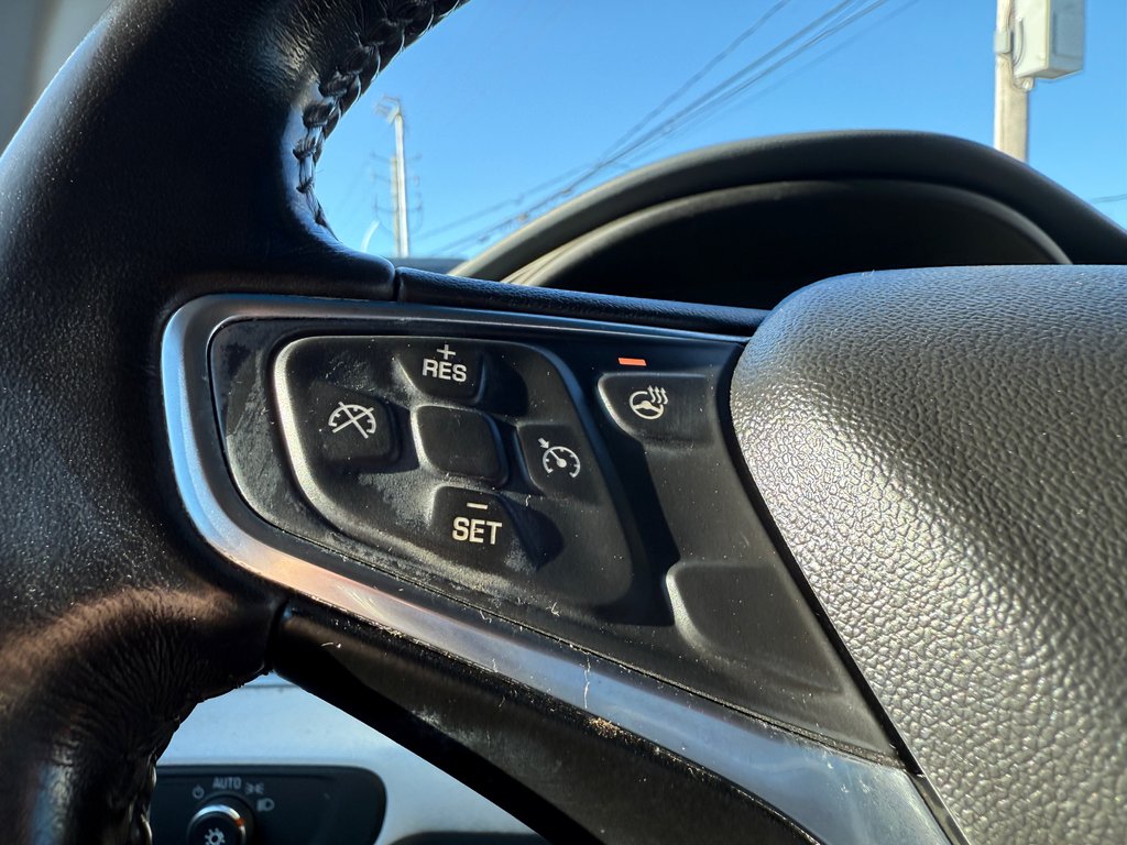 2019 Chevrolet Bolt EV LT in Drummondville, Quebec - 14 - w1024h768px