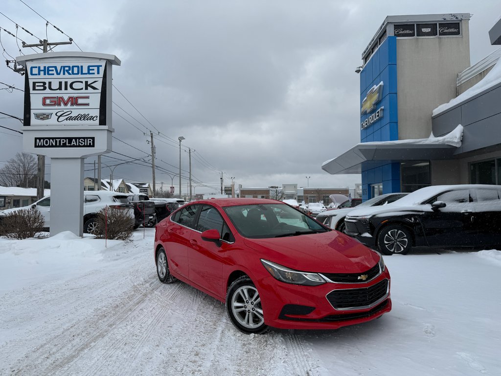 2018 Chevrolet Cruze LT in Drummondville, Quebec - 1 - w1024h768px