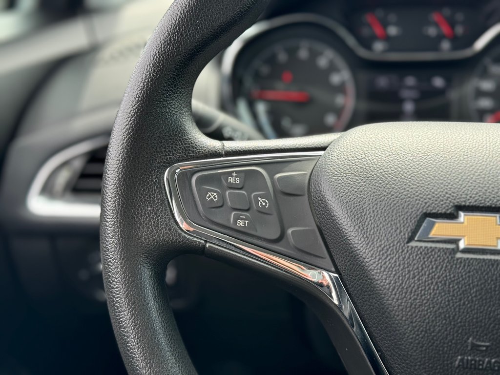 2019  Cruze LT AUTOMATIQUE CLIMATISEUR in Sherbrooke, Quebec - 16 - w1024h768px