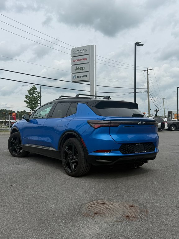 Chevrolet Equinox EV RS 2024 à Saint-Hyacinthe, Québec - 2 - w1024h768px
