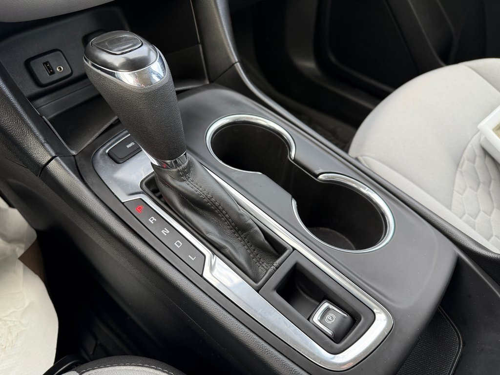 2018 Chevrolet Equinox LS in Drummondville, Quebec - 18 - w1024h768px