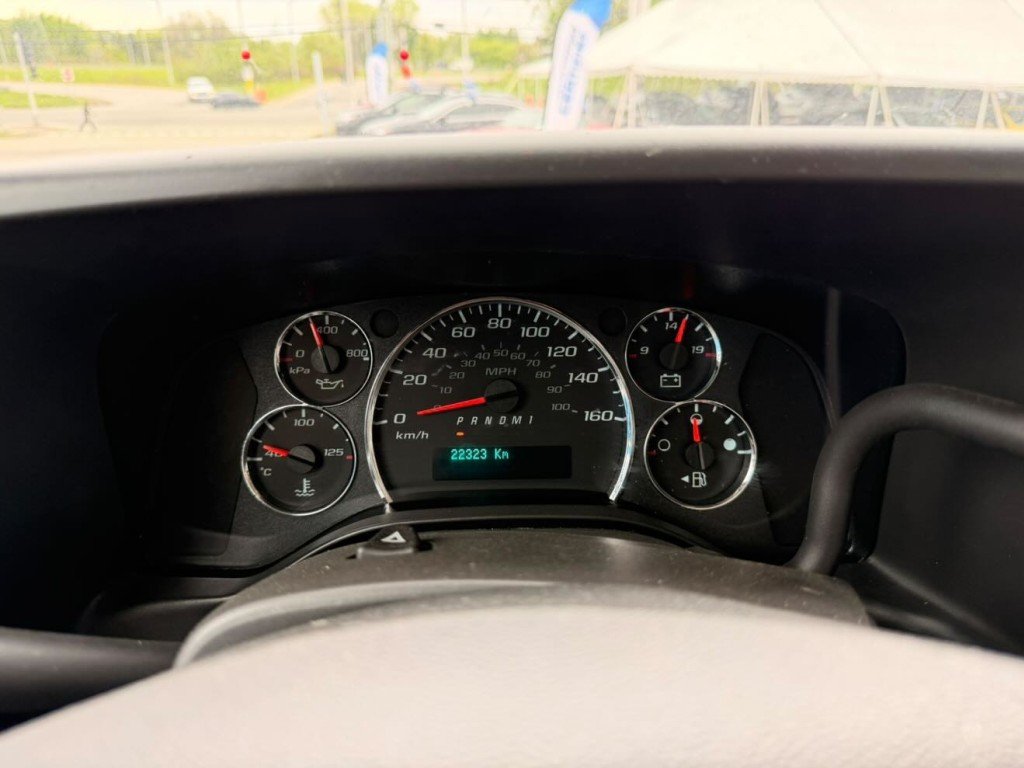 2025 Chevrolet Express Commercial Cutaway 3500 VAN 159 in Quebec, Quebec - 17 - w1024h768px