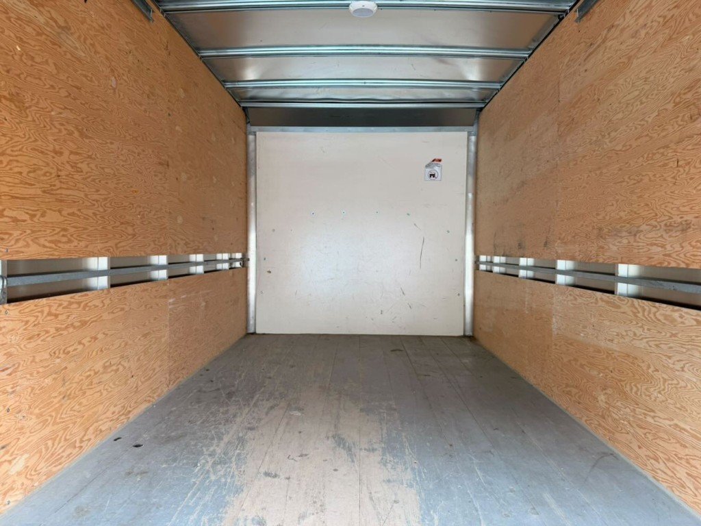2025 Chevrolet Express Commercial Cutaway 3500 VAN 159 in Quebec, Quebec - 8 - w1024h768px