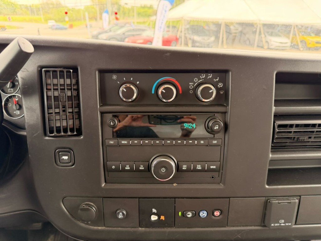 2025 Chevrolet Express Commercial Cutaway 3500 VAN 159 in Quebec, Quebec - 20 - w1024h768px