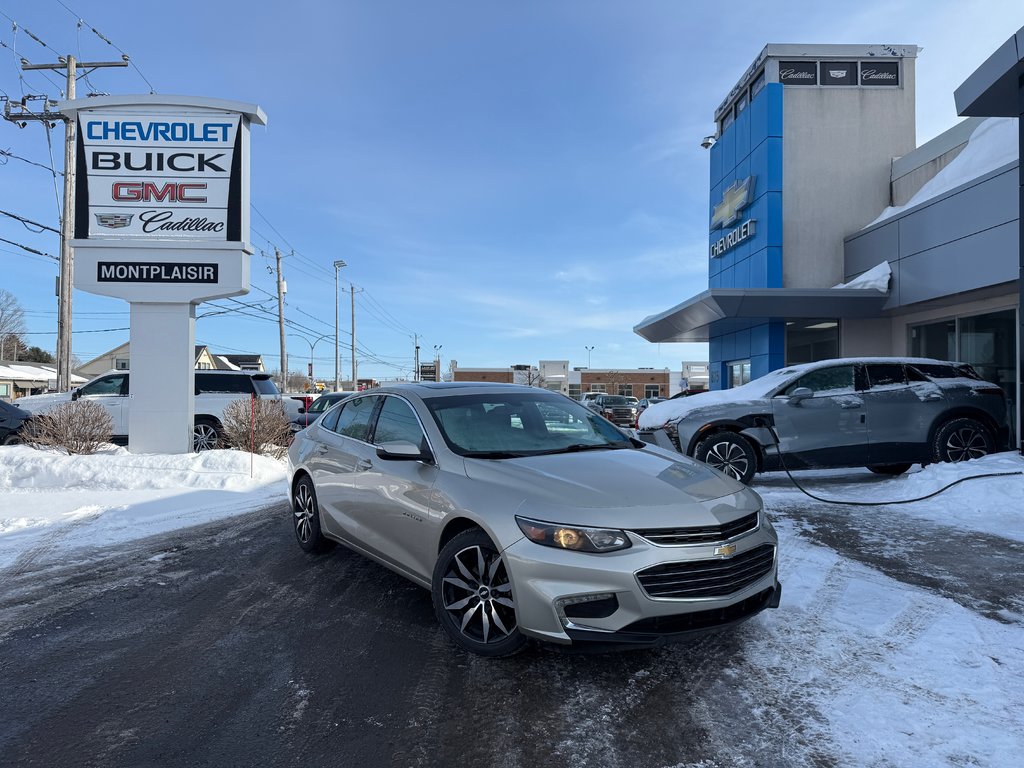 2016 Chevrolet Malibu LT in Drummondville, Quebec - 1 - w1024h768px