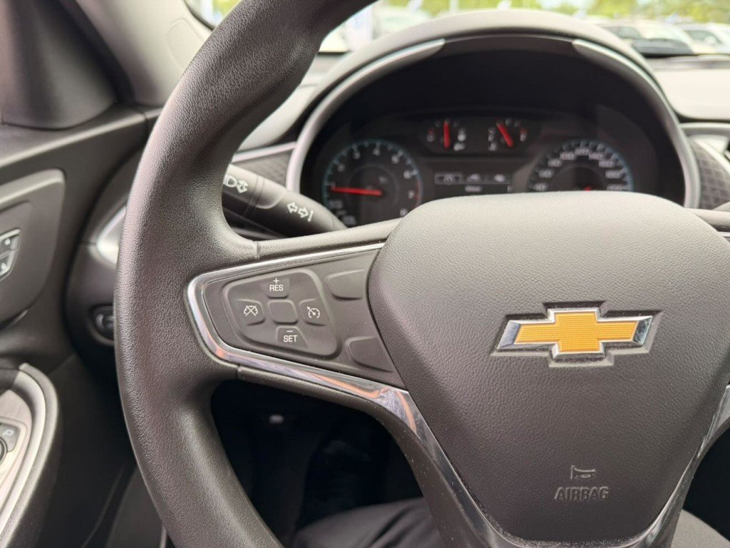 Chevrolet Malibu LS 2016 à Québec, Québec - 15 - w1024h768px