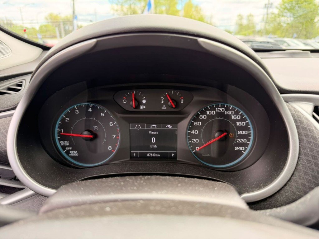Chevrolet Malibu LS 2016 à Québec, Québec - 11 - w1024h768px