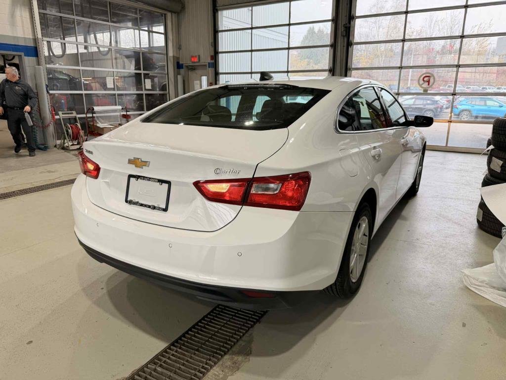 2024 Chevrolet Malibu LS in Quebec, Quebec - 4 - w1024h768px